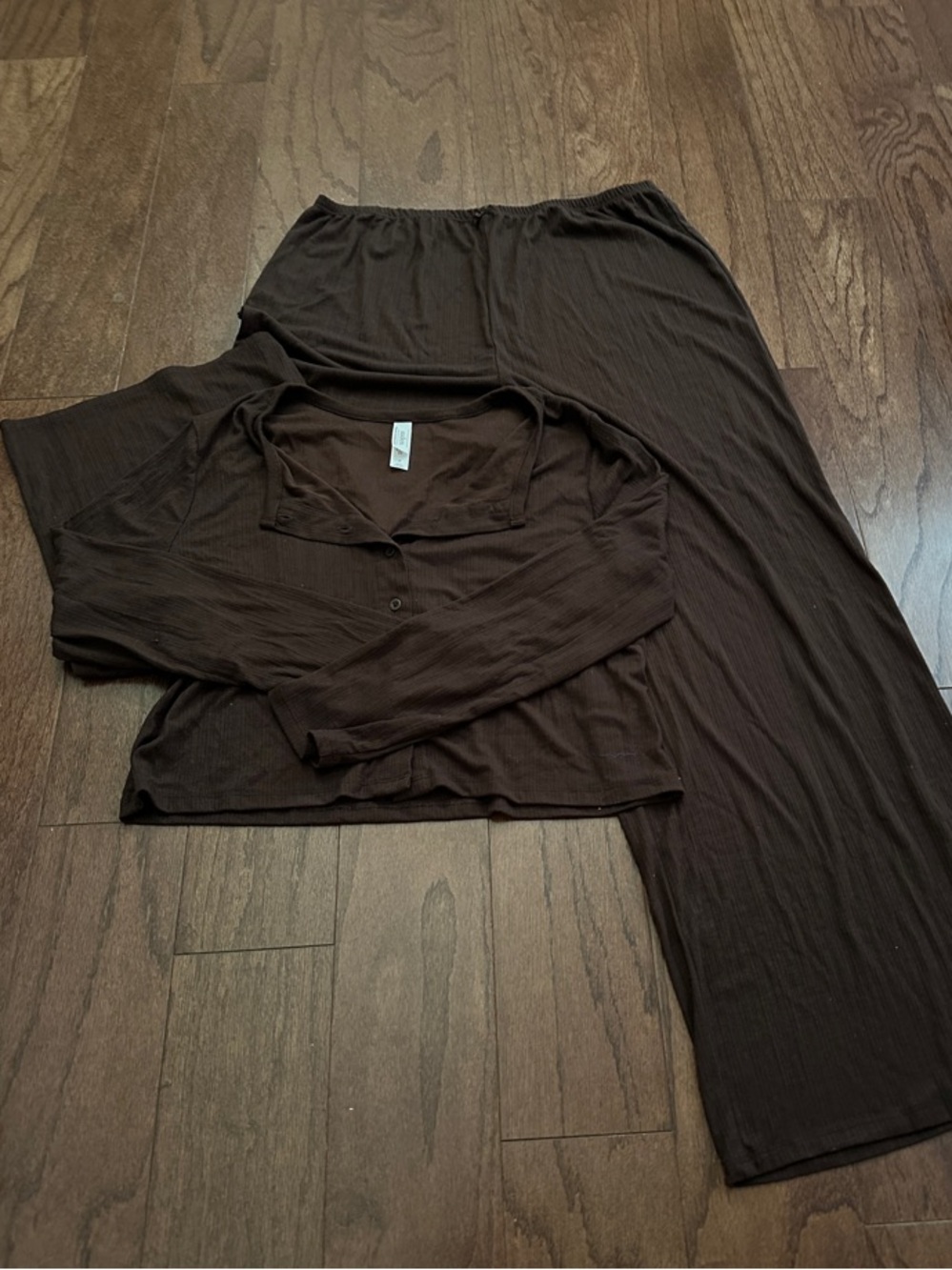 Auden Brown Ribbed Two-Piece Loungewear Set